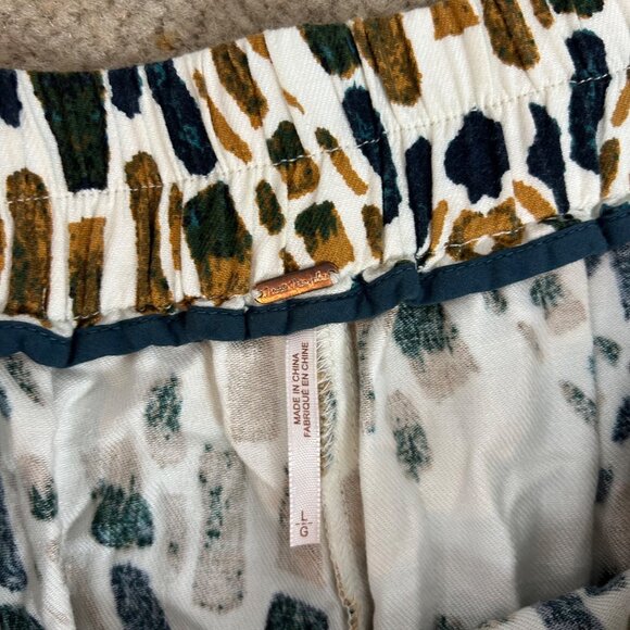 Free People Wide Leg Pants in Black, Brown, and White Boho Geometric Batik - Picture 4 of 4